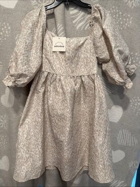 mittoshop Cream Floral Puff-Sleeve Square-Neck Dress with pockets